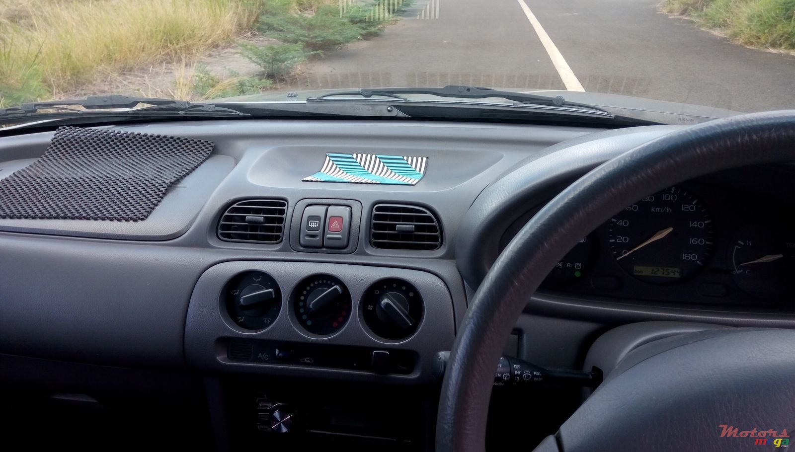 2001' Nissan March photo #1