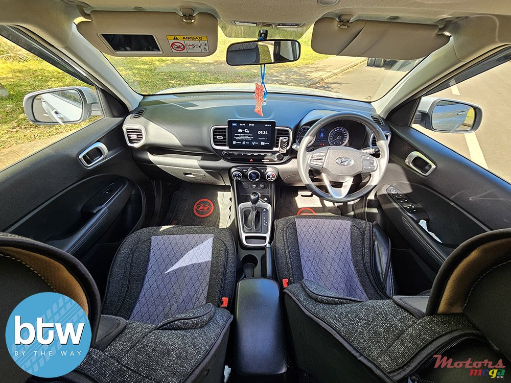 2019' Hyundai Venue photo #7