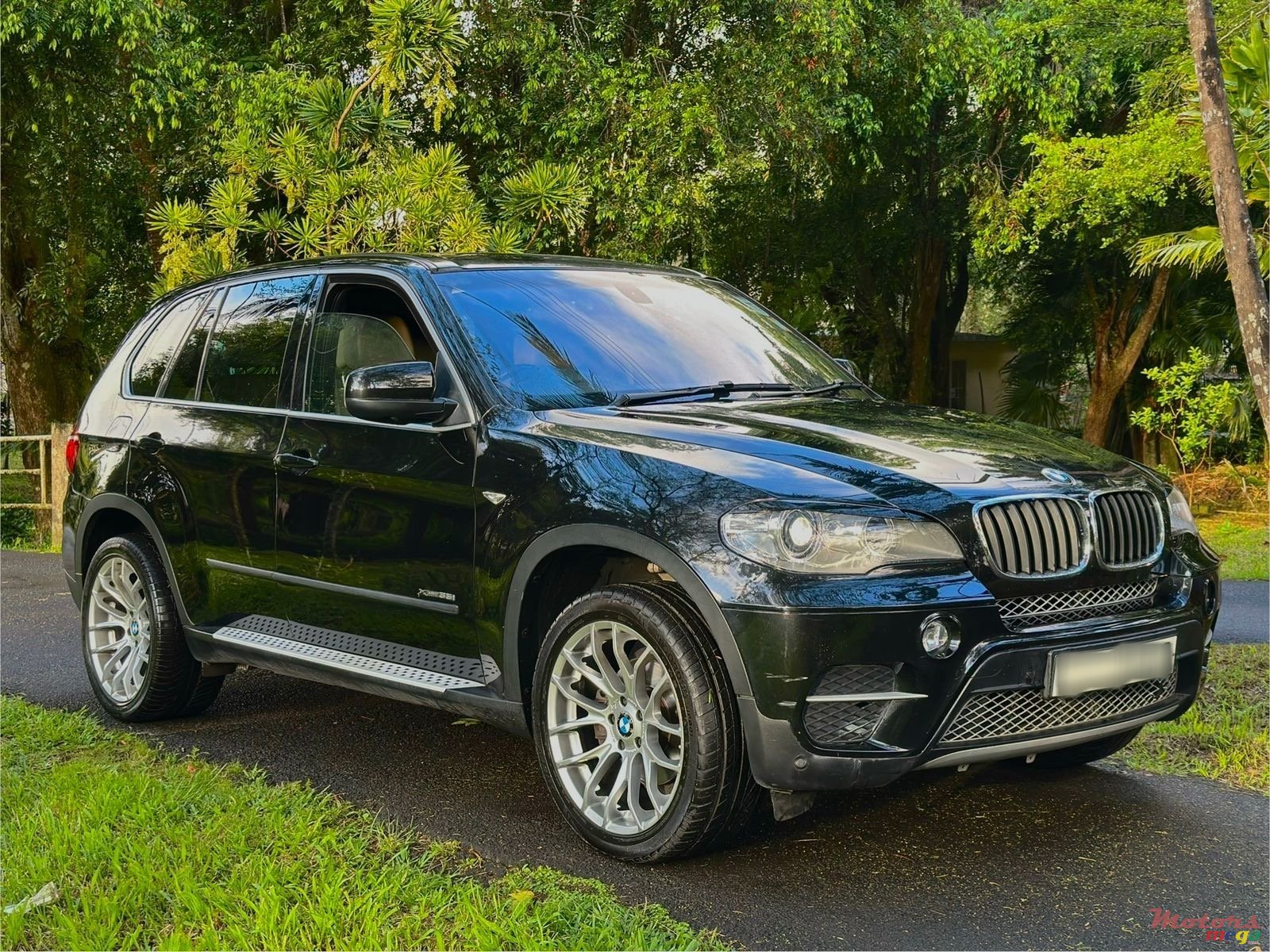 2012' BMW X5 35i photo #2