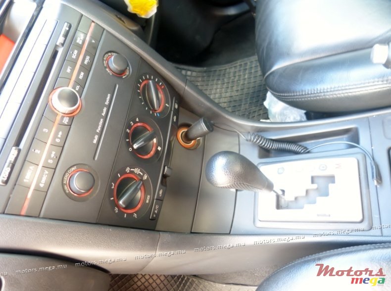 2005' Mazda photo #3