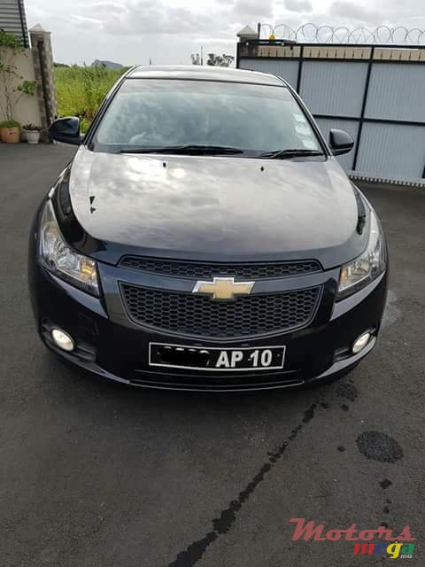 2010' Chevrolet Cruze photo #4