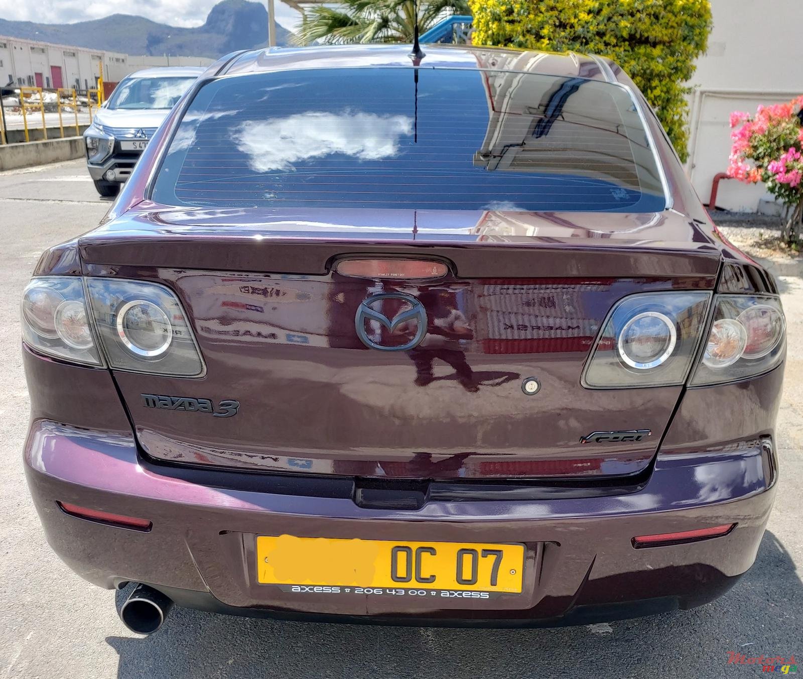 2007' Mazda 3 photo #1