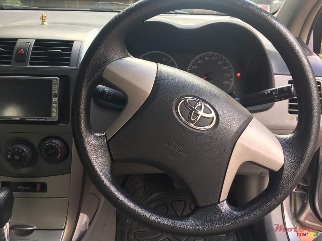 2009' Toyota Axio photo #4