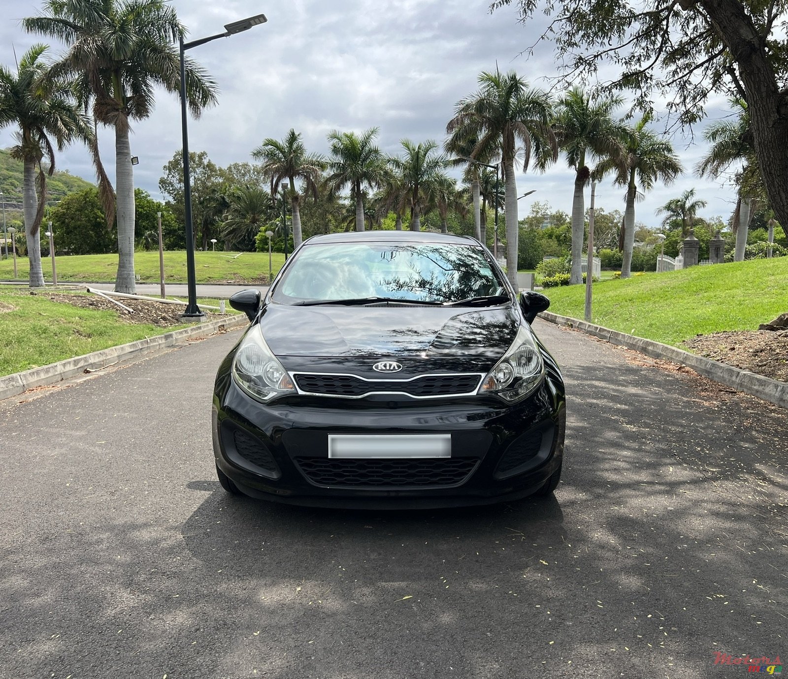 2017' Kia Rio photo #1