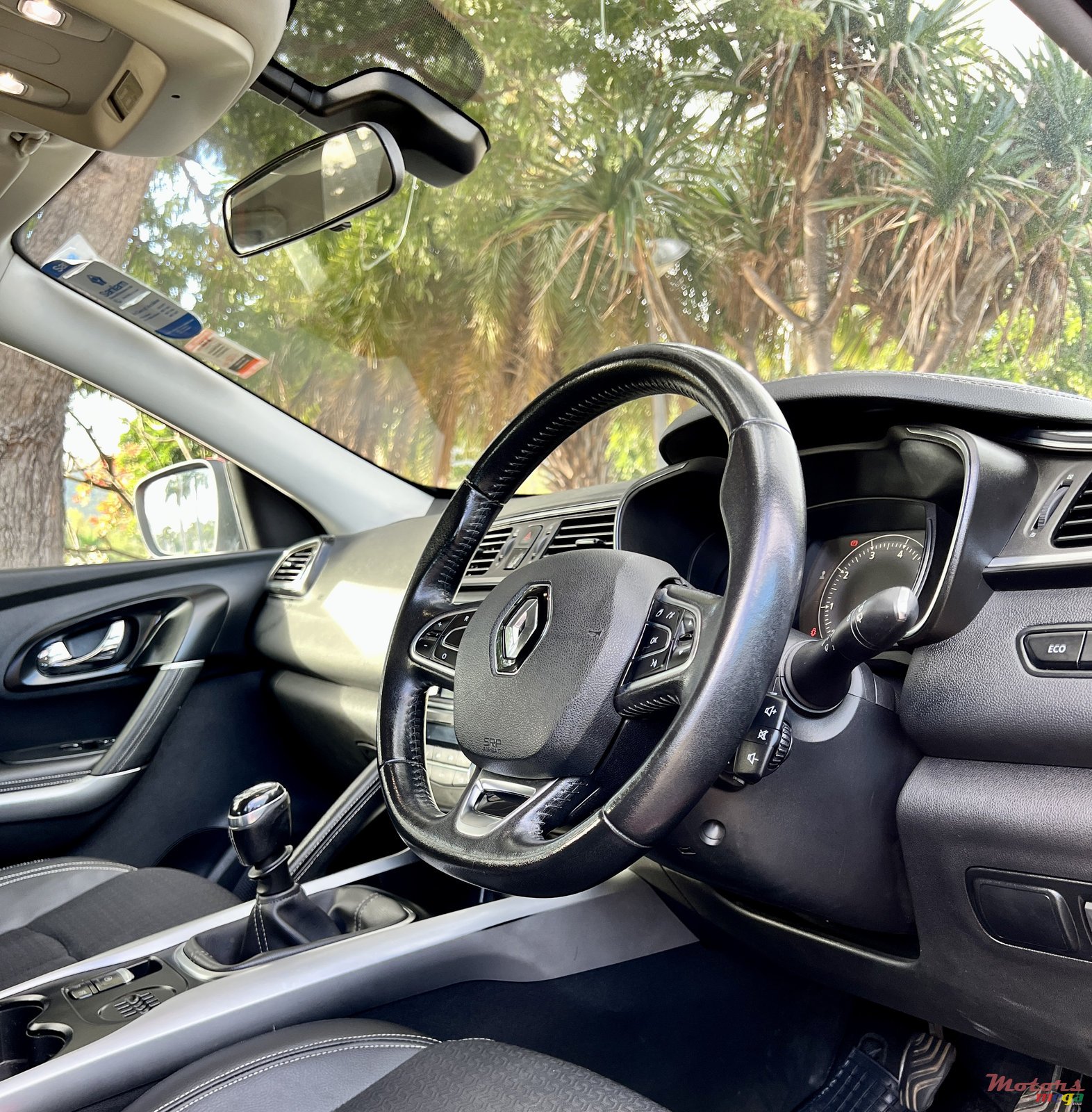 2015' Renault Kadjar photo #6