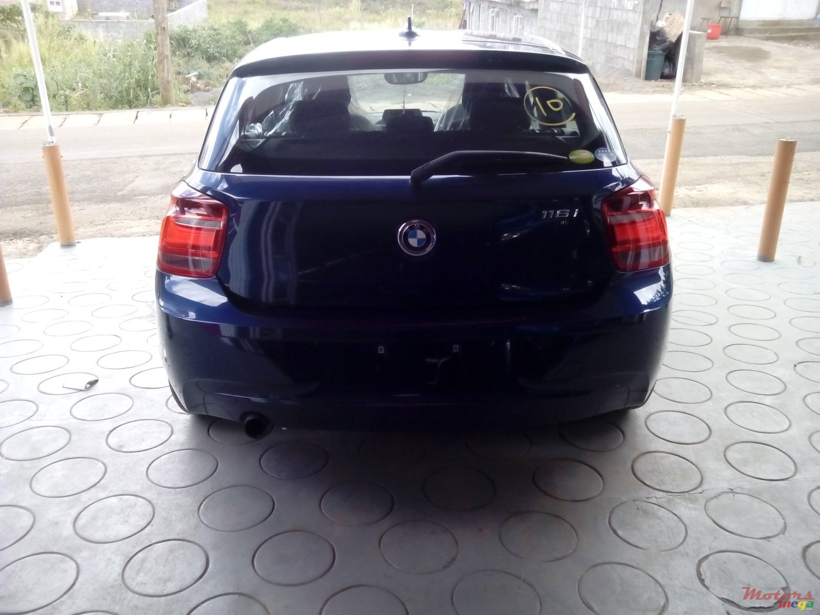 2012' BMW 116 photo #2