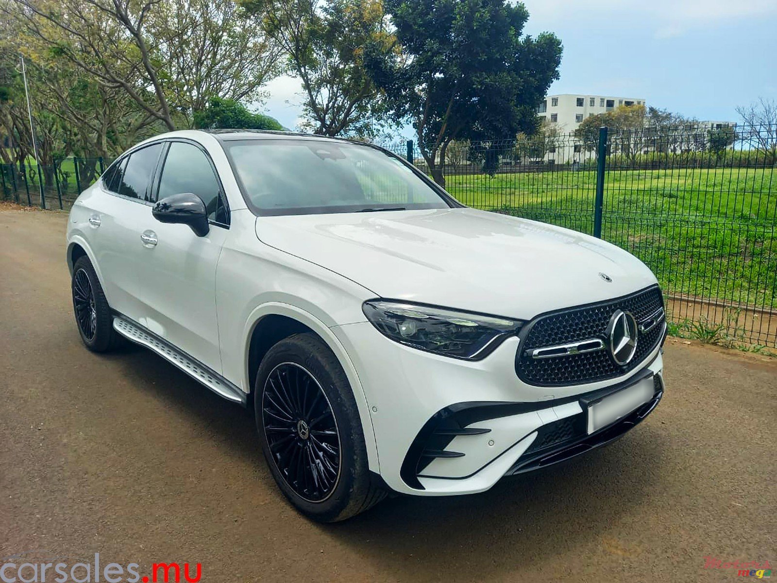 2024' Mercedes-Benz GLC 300 Coupé 4matic AMG 2.0 photo #2