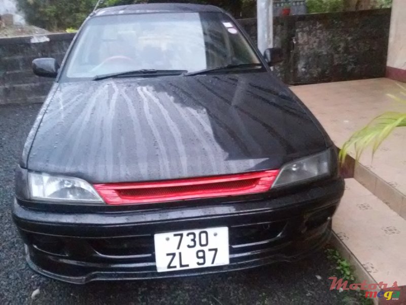 1997' Toyota Carina E photo #1