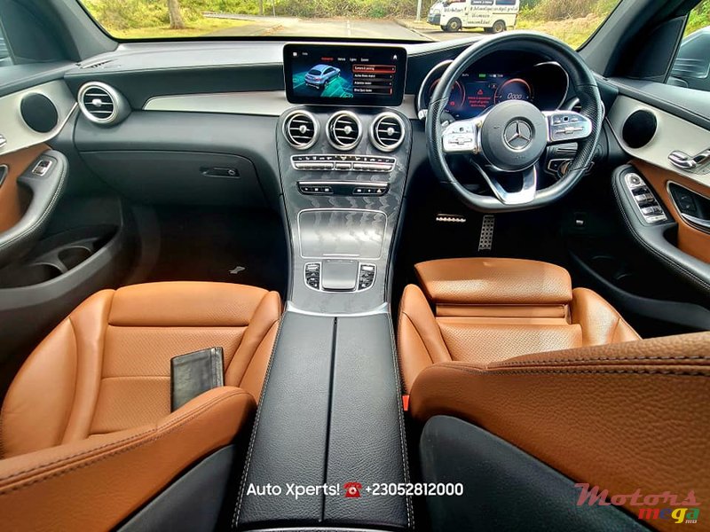 2023' Mercedes-Benz GLC 300 photo #6