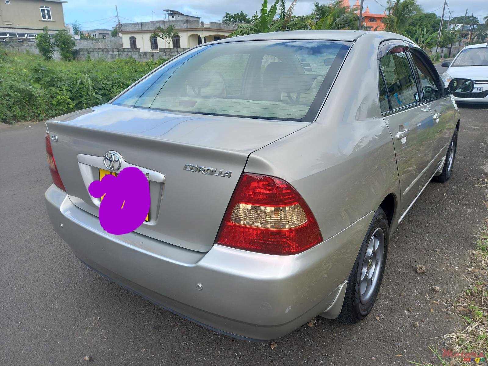 2002' Toyota Corolla photo #1