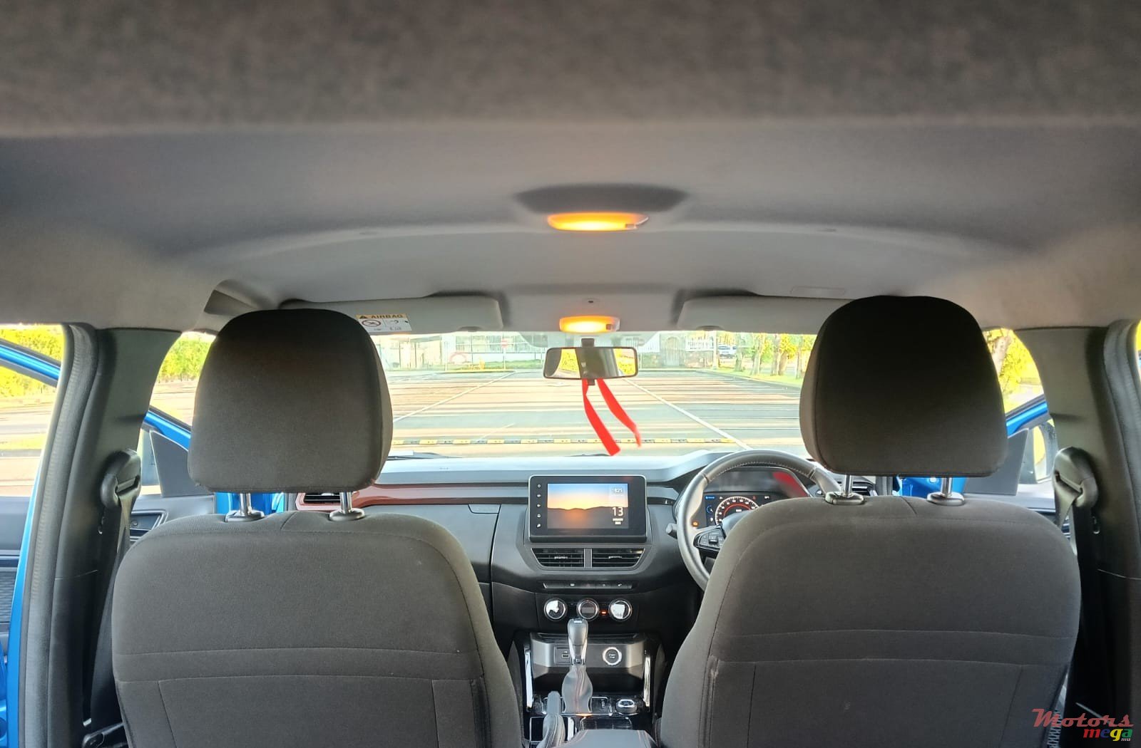 2022' Renault photo #2