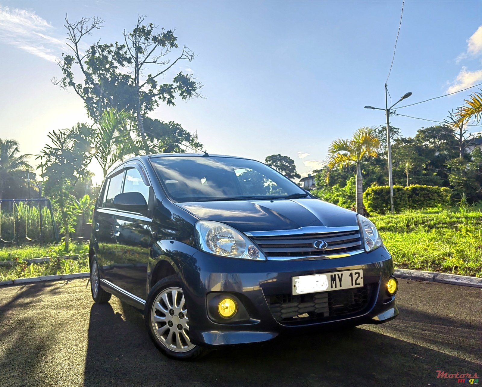 2012' Perodua Viva Elite 1.0 photo #1