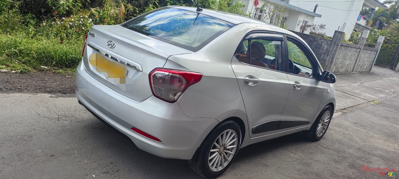 2014' Hyundai i10 photo #2