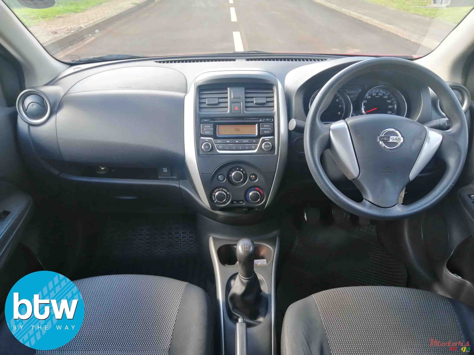 2014' Nissan Almera photo #6