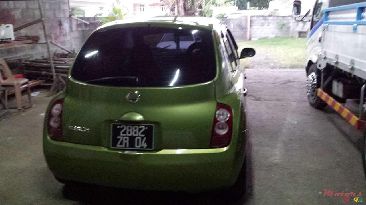 2004' Nissan photo #2