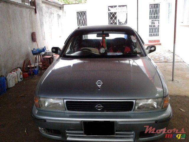 1992' Nissan photo #6