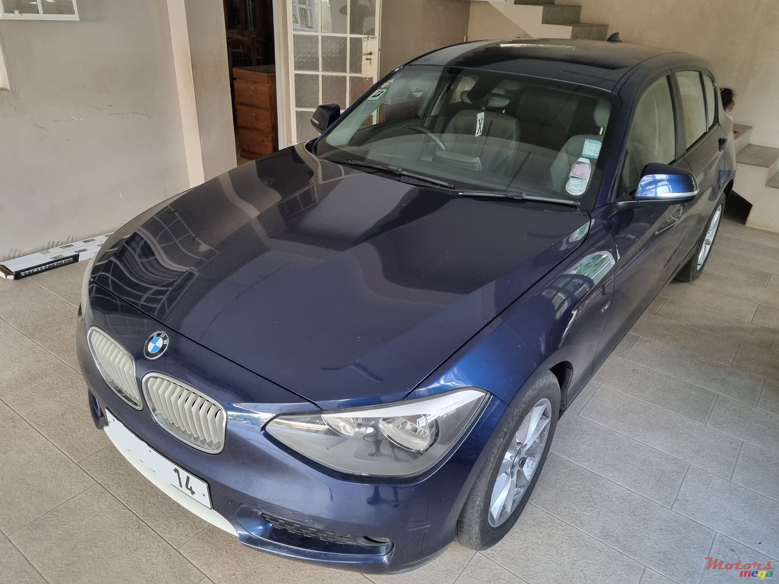 2014' BMW 1 Series 116i photo #2