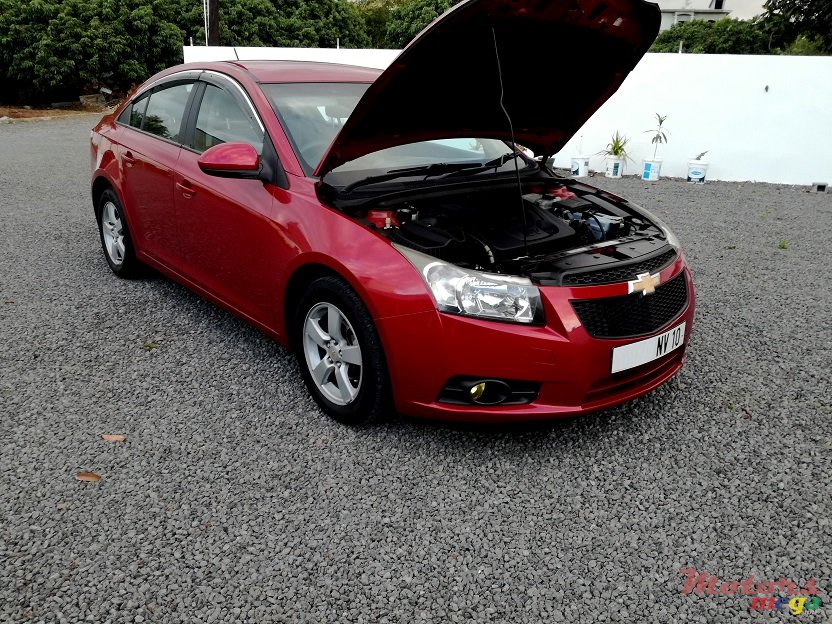 2010' Chevrolet Cruze LT Manual 1.6L photo #7