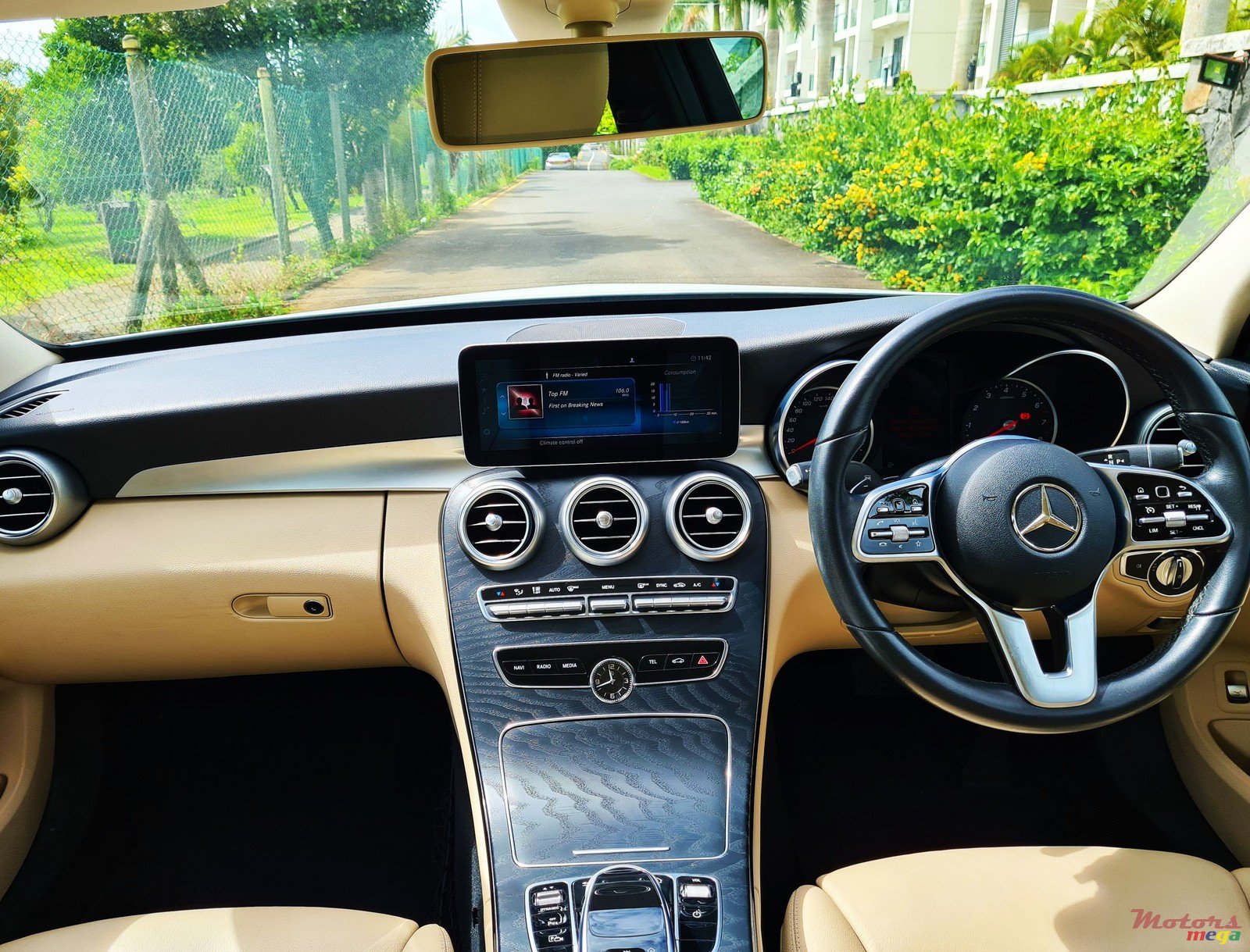 2019' Mercedes-Benz C 180 AMG Ultra 1.6 photo #6