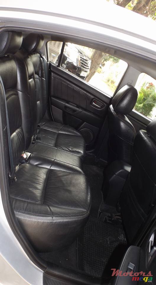 2006' Mazda Axela photo #7