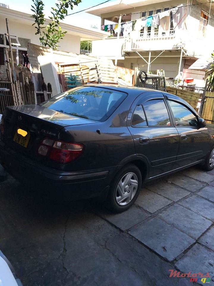 2000' Nissan Sunny photo #3