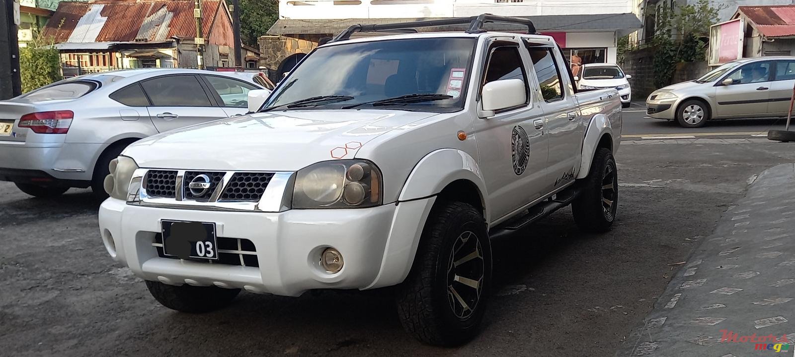 2003' Nissan Hardbody photo #1