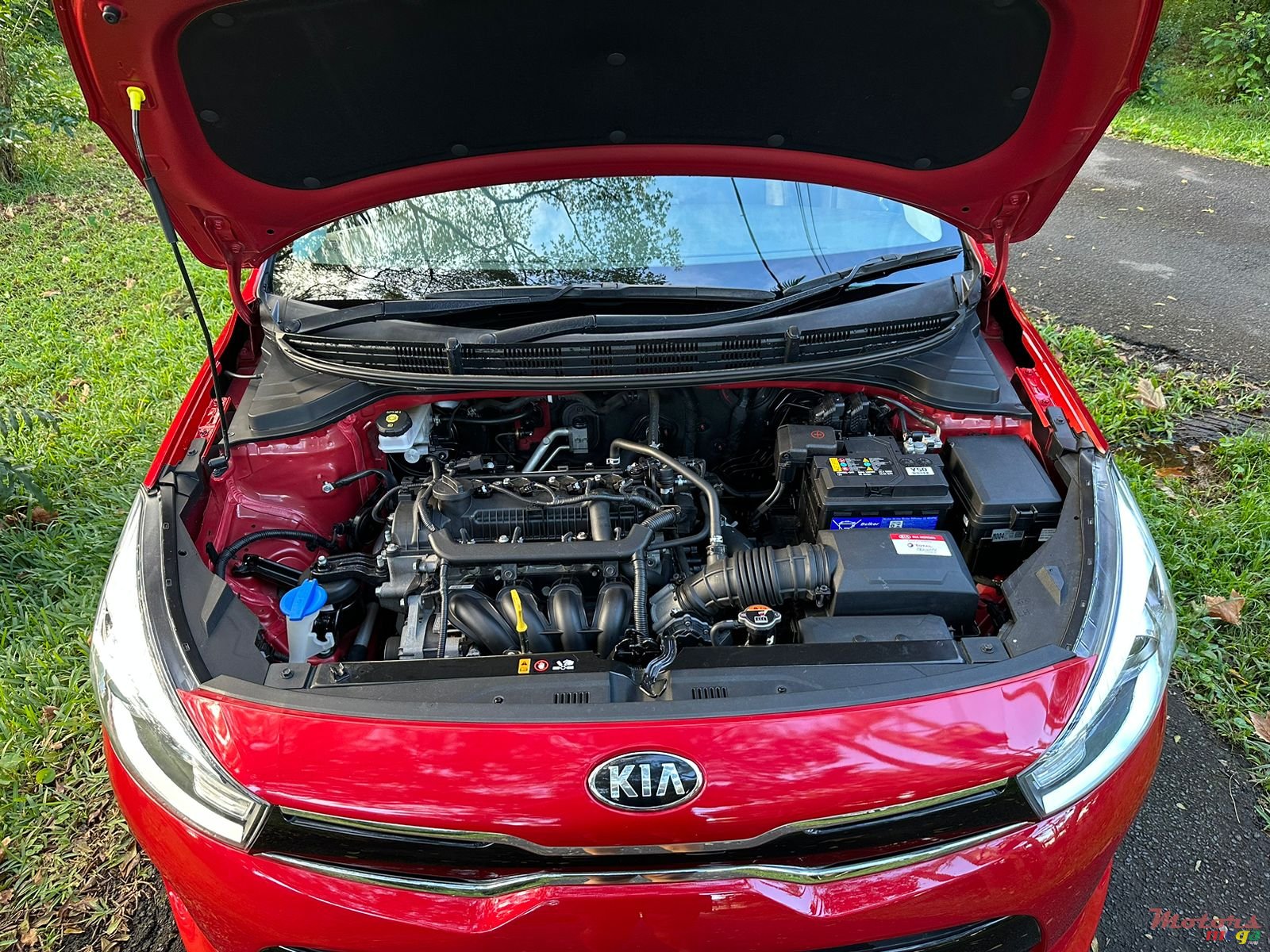 2019' Kia Rio photo #3