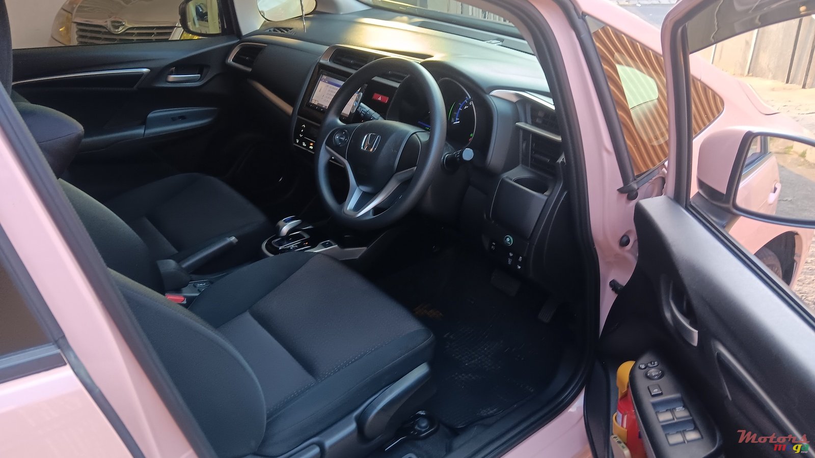 2016' Honda Fit photo #5