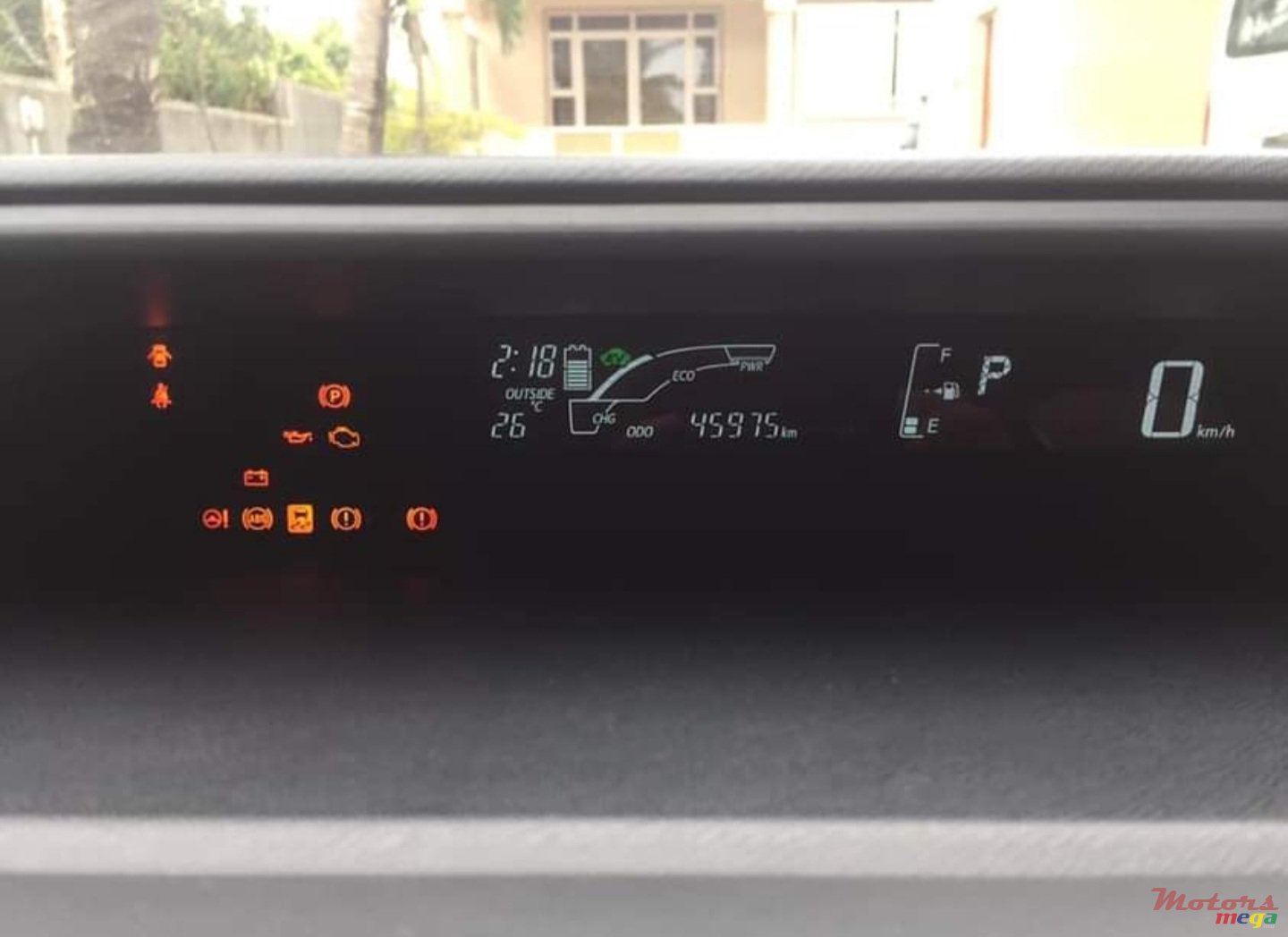 2016' Toyota Aqua photo #3