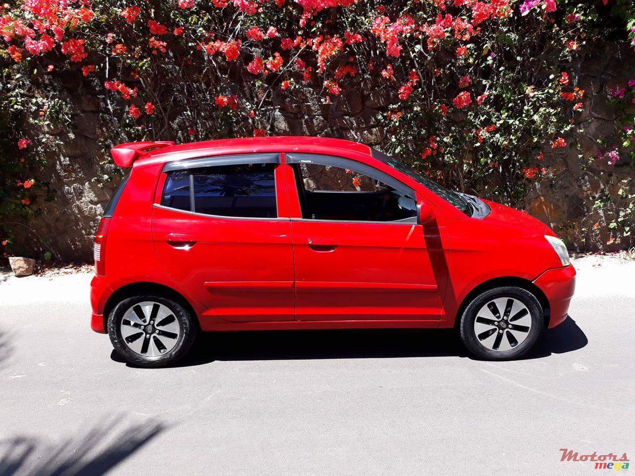 2005' Kia Picanto photo #1