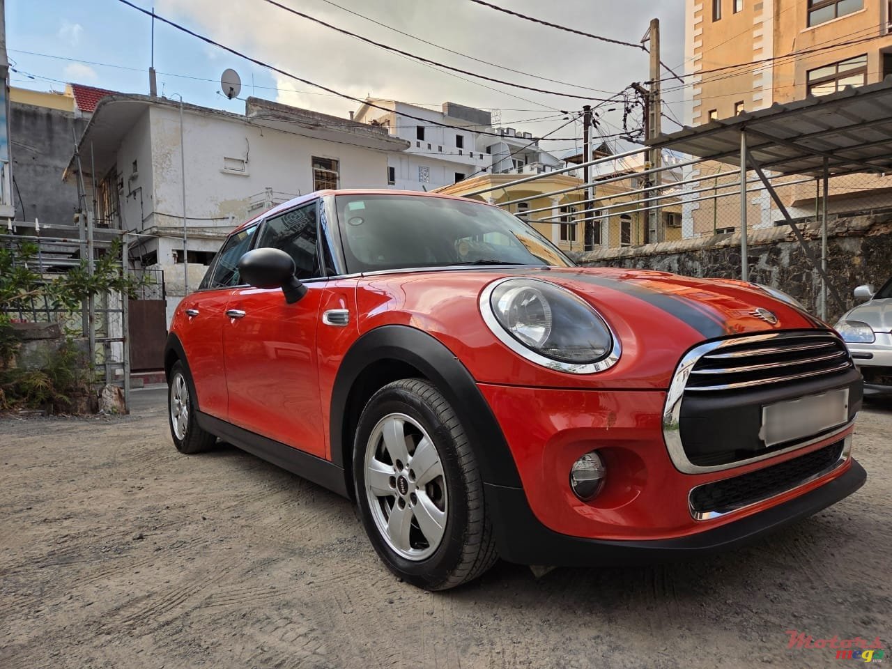 2020' MINI One photo #2