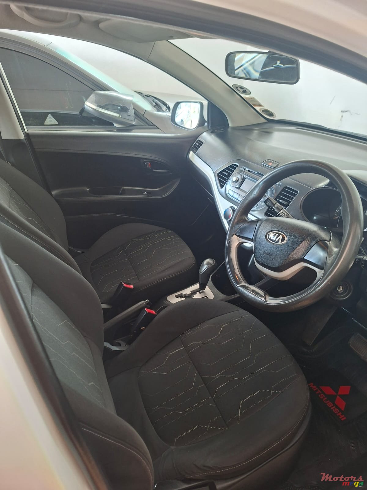 2012' Kia Picanto photo #6