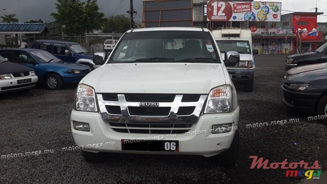 2006' Isuzu D-max photo #2