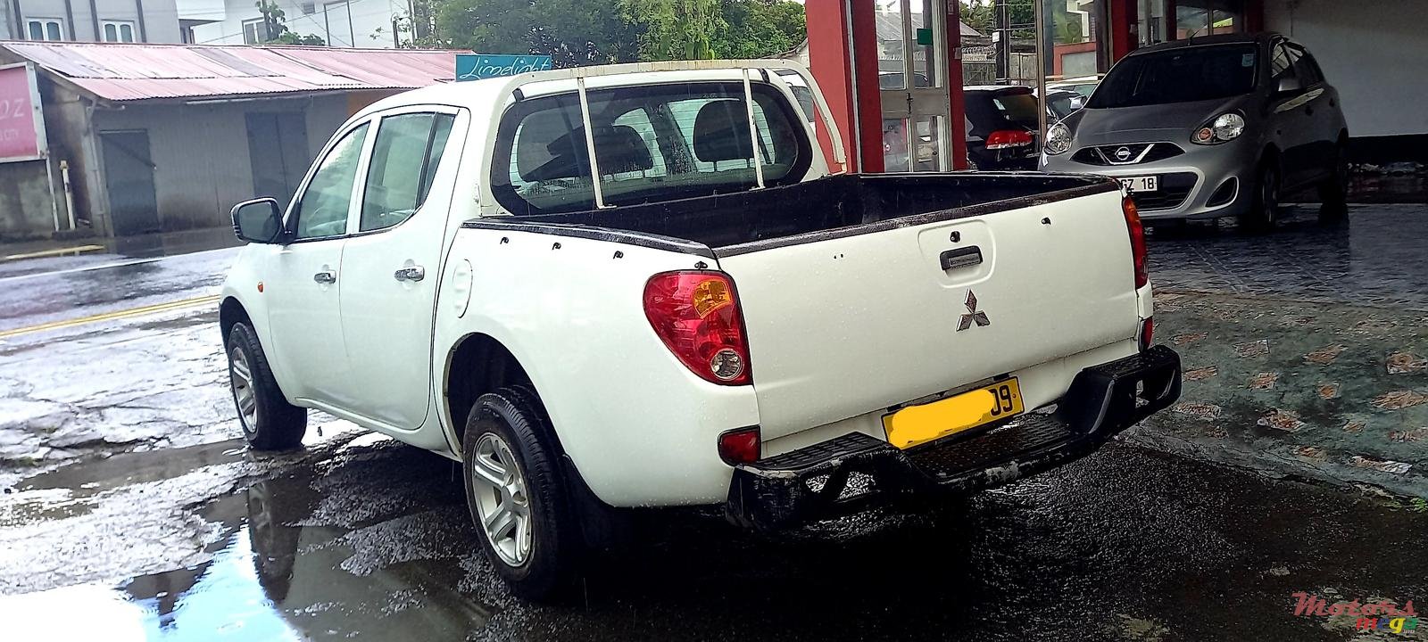 2009' Mitsubishi L 200 Sportero photo #4