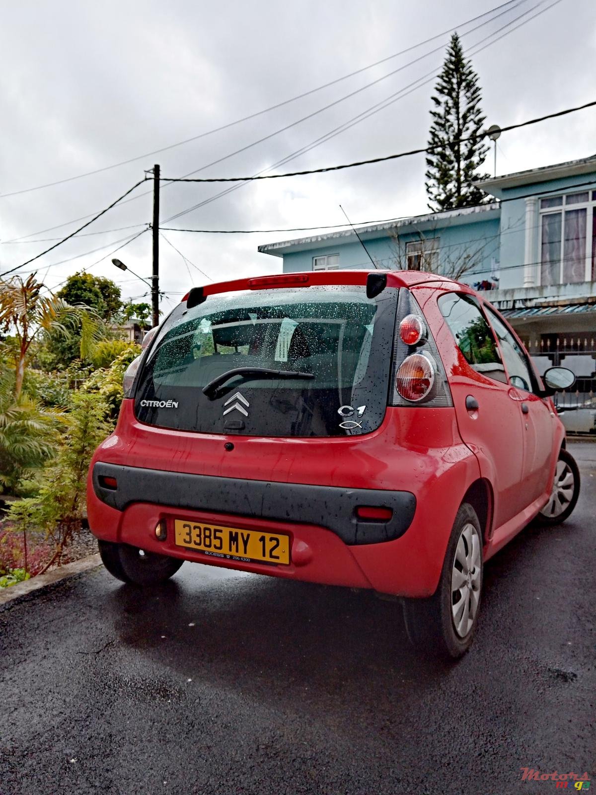 2012' Citroen C1 photo #3