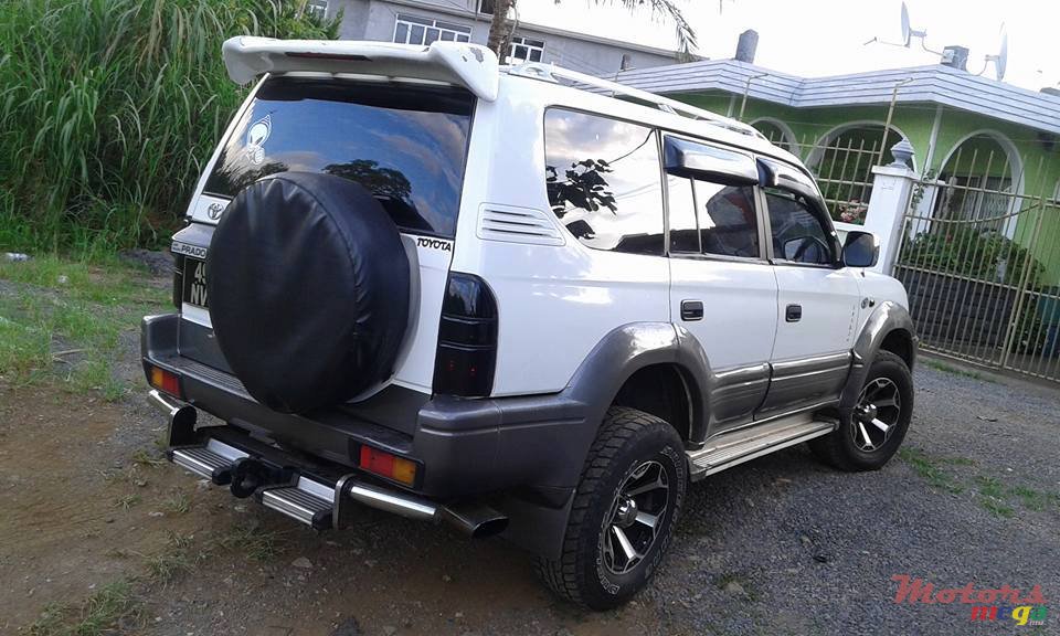 2000' Toyota Prado photo #1