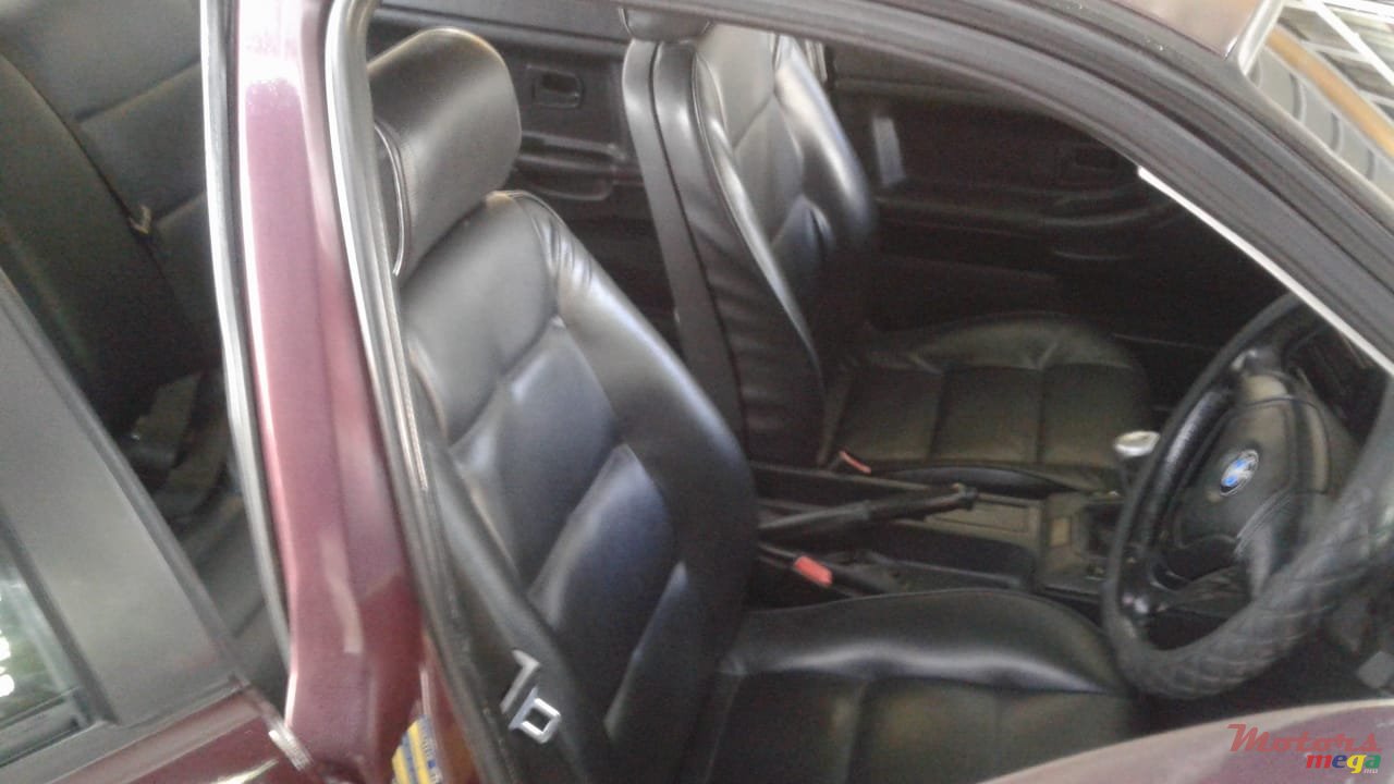 1996' BMW 318 photo #5