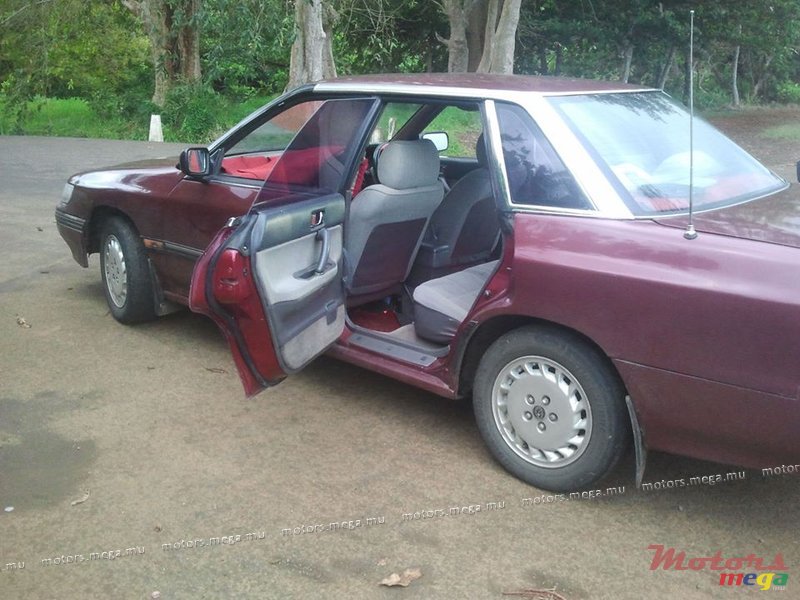 1997' Subaru Legacy Sedan photo #4