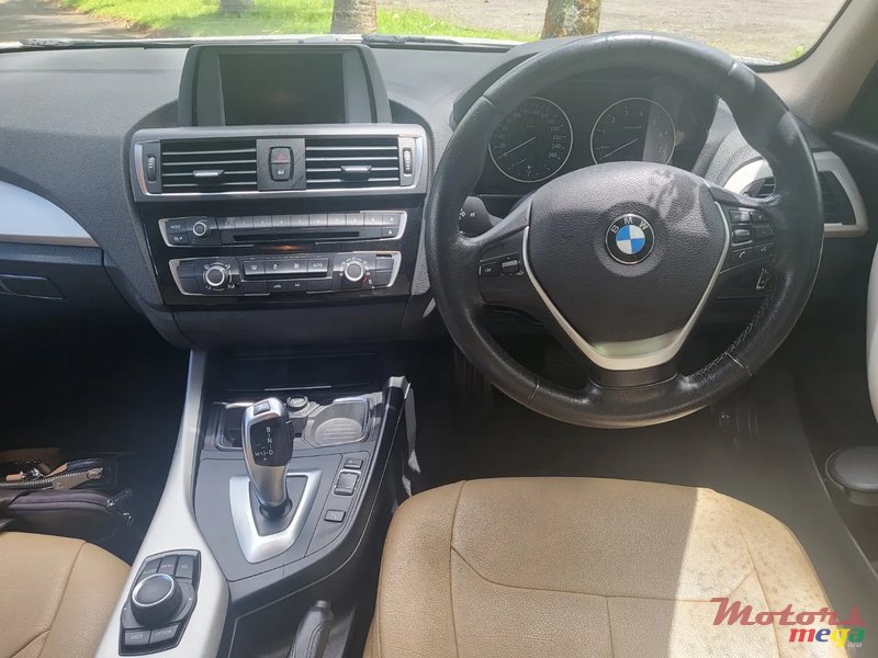 2015' BMW 118 photo #6