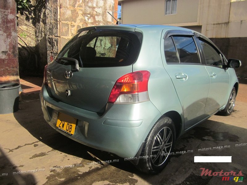 2008' Toyota Vitz (facelift) photo #4