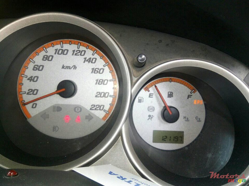 2005' Honda Fit photo #4