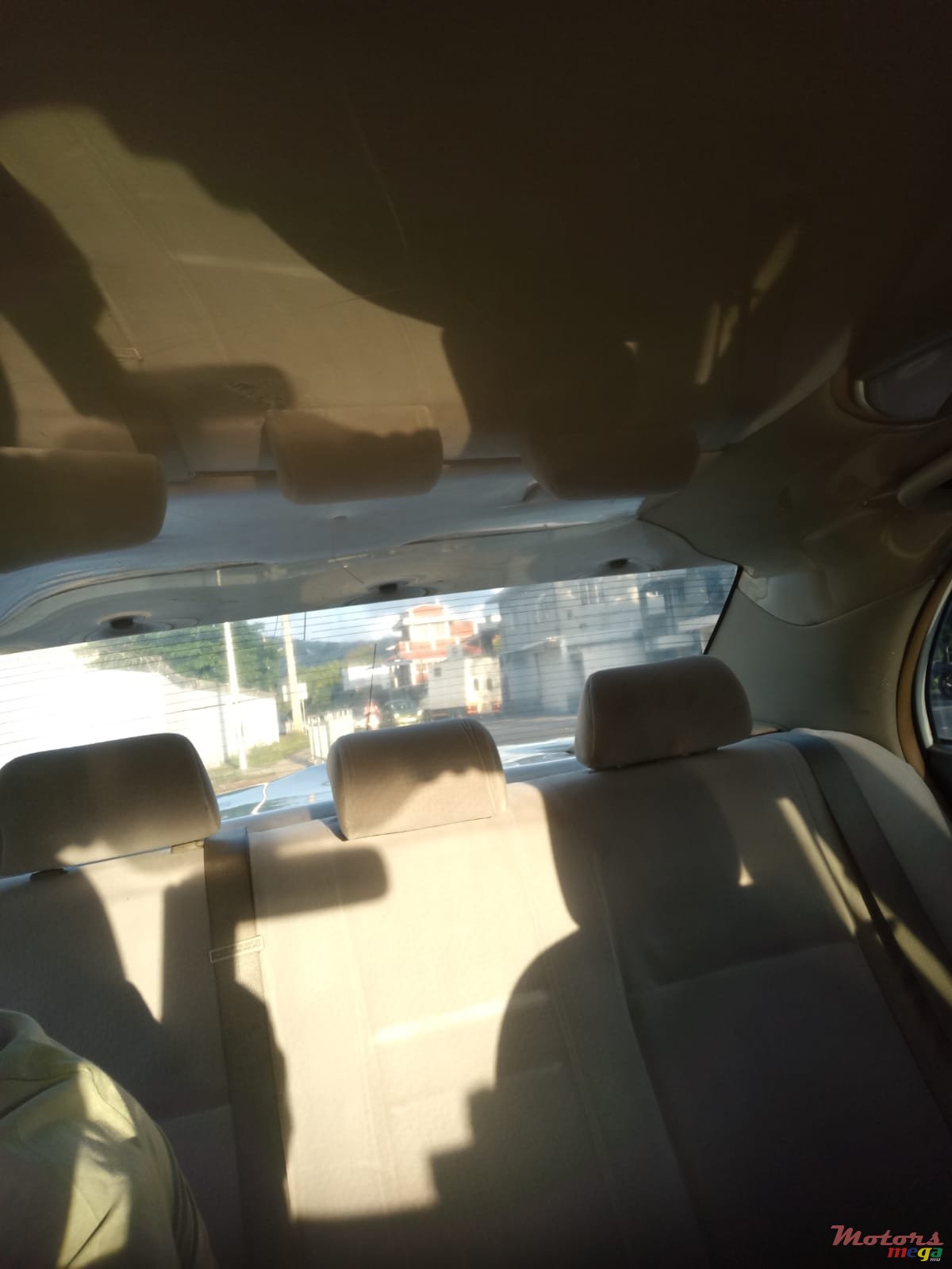 2010' Toyota Axio photo #2