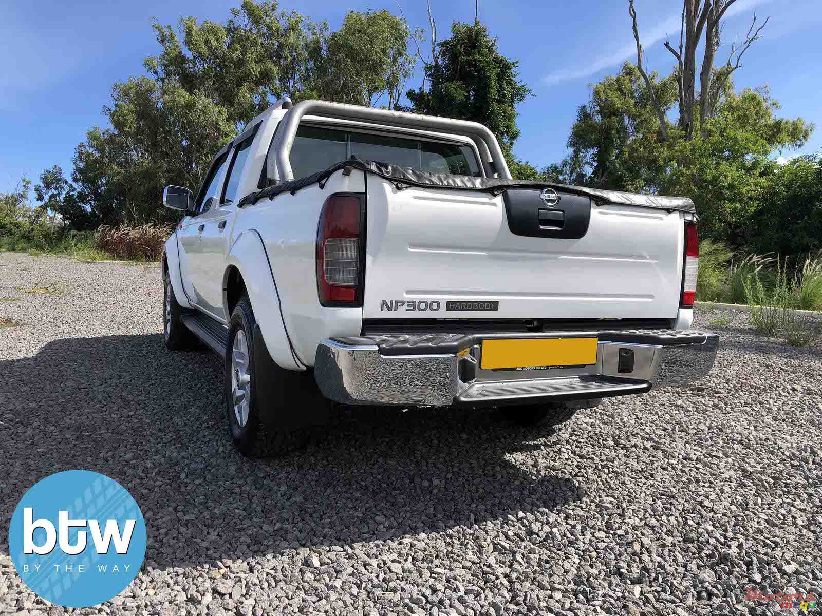 2019' Nissan NP300 photo #3