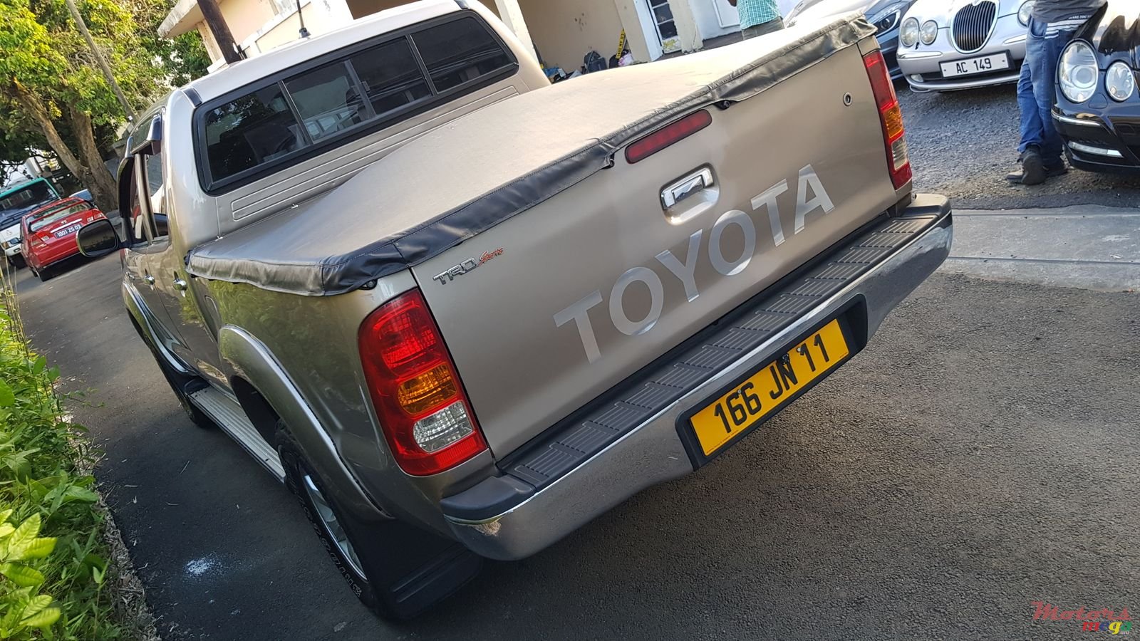 2011' Toyota Hilux 3.0 4*4 photo #4