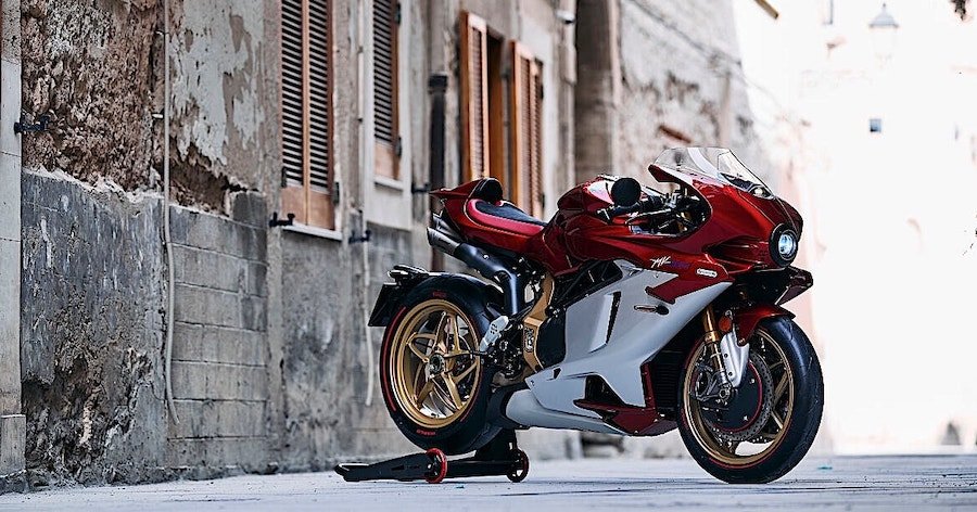 MV Agusta Superveloce 1000 Serie Oro Is So Expensive and Rare It's Meant for Collectors