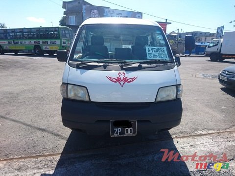 2000' Mazda Bongo photo #1