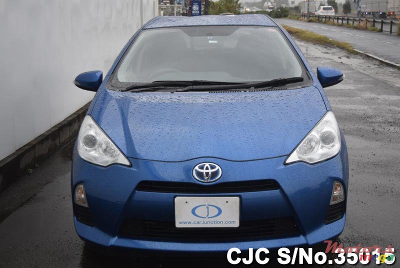 2012' Toyota photo #6