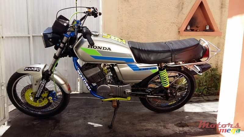 1989' Honda 100 photo #1