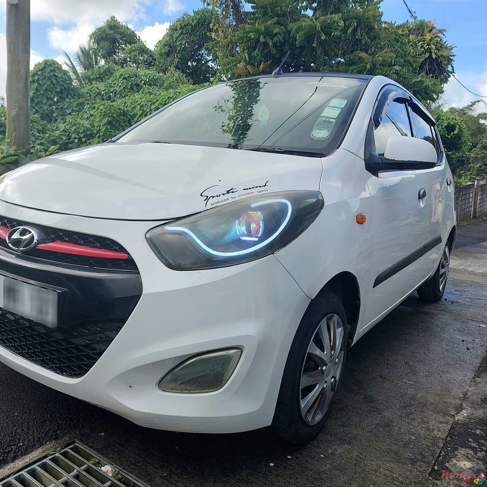 2012' Hyundai i10 photo #4