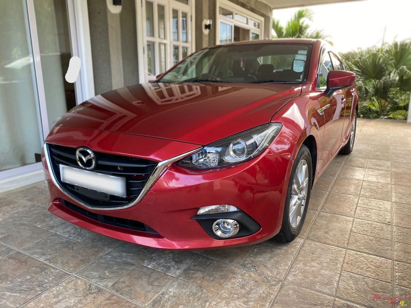 2014' Mazda Axela photo #5